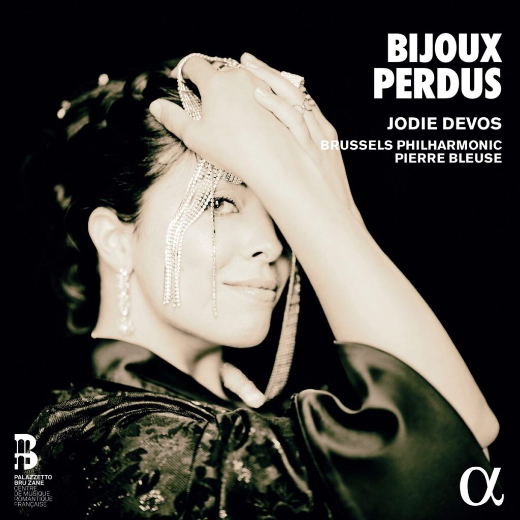 Bijoux perdus—Jodie Devos
